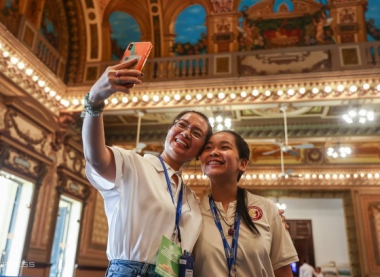Tourists allowed to visit HCMC city hall