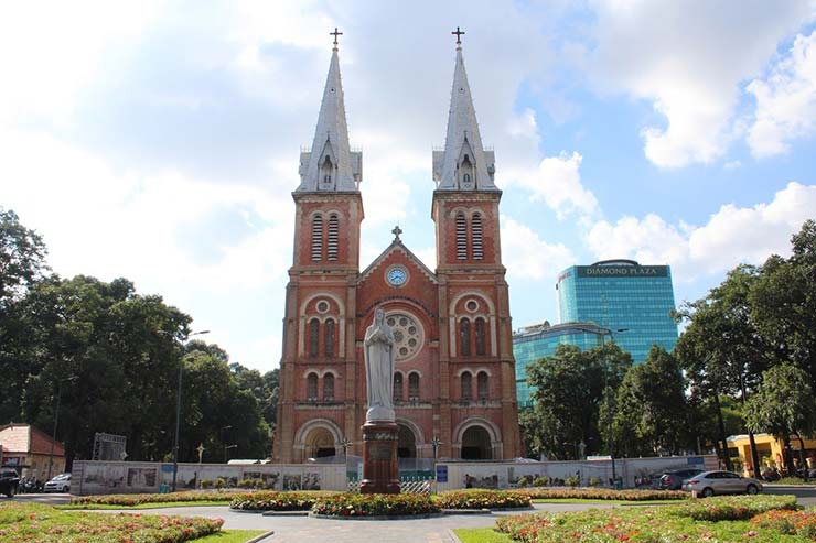 10 Tourist spots not to be missed in Ho Chi Minh City